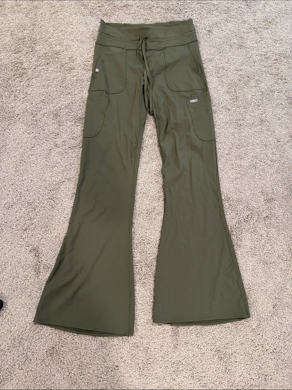 Figs Olive Green Flared scrub pants size Large